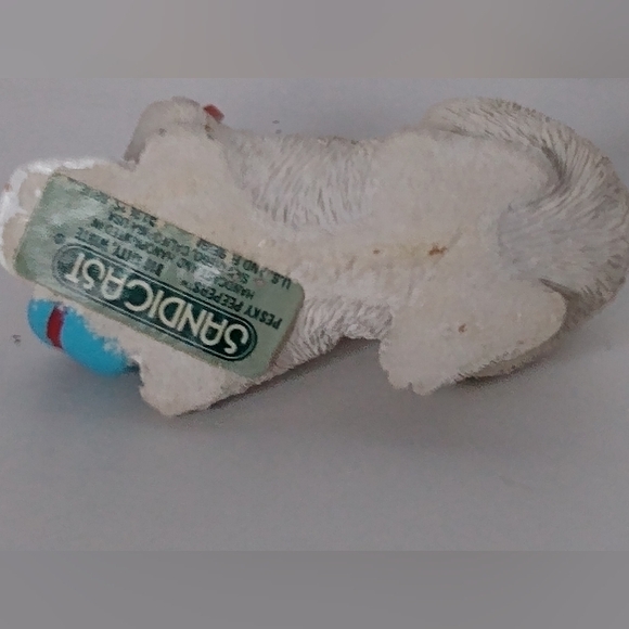 Sandicast White Cat Kitty Blue Eyes Spilled Milk Tongue Figurine Sandra Brue - Picture 6 of 9